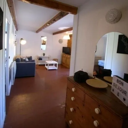 8 Personnes Beau T3 Renove La Cbu.